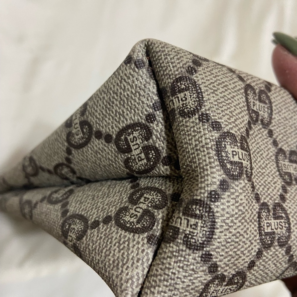 Vintage Gucci clutch - Picture 7 of 7